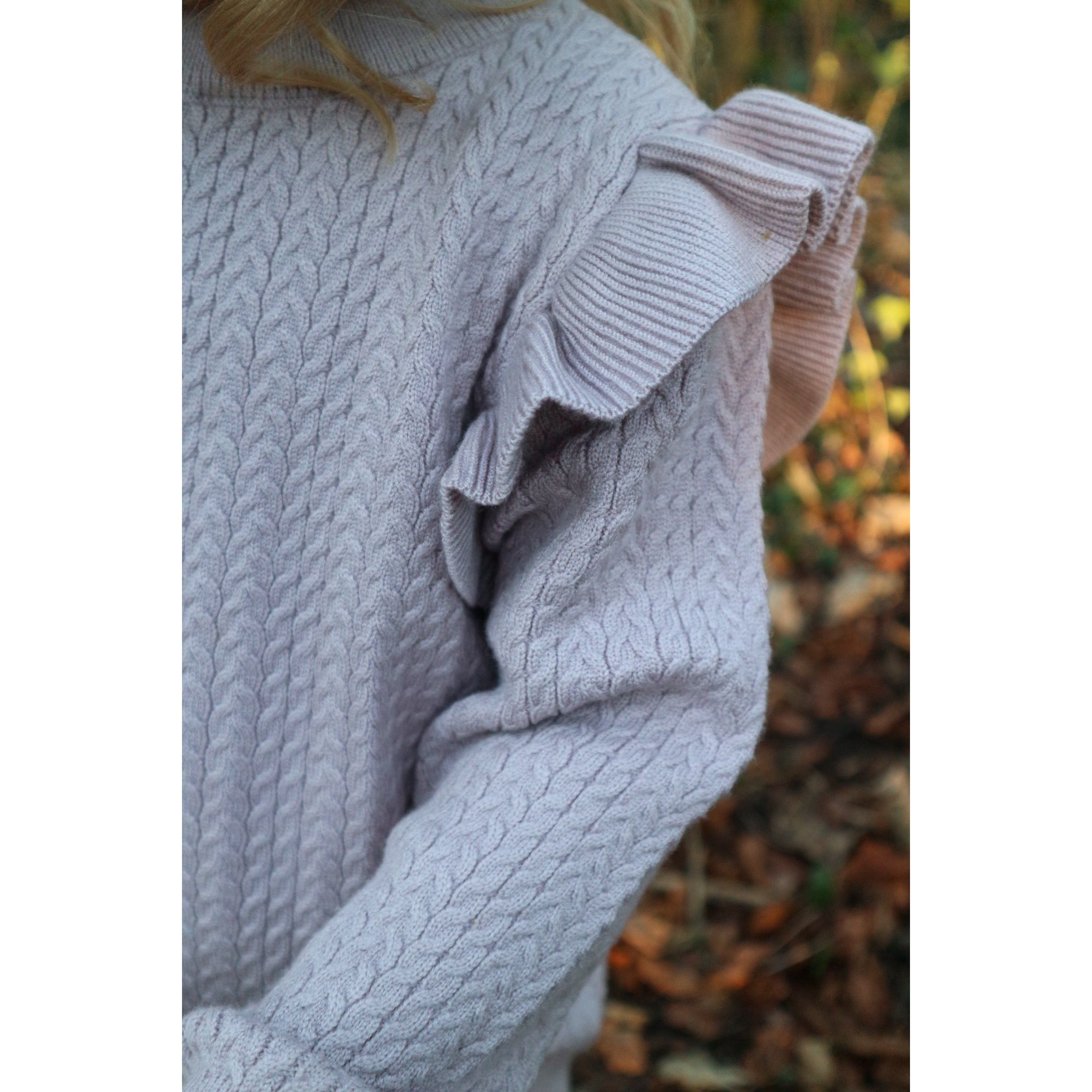 Cable Knit Frill Set