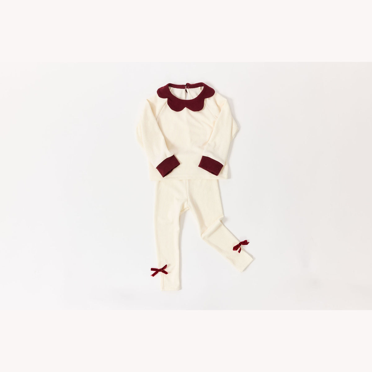 Robin Soft Borg Set in cream, flat lay